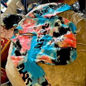 Surf Style pull over half zip!!! Super comfy, super FLy!!